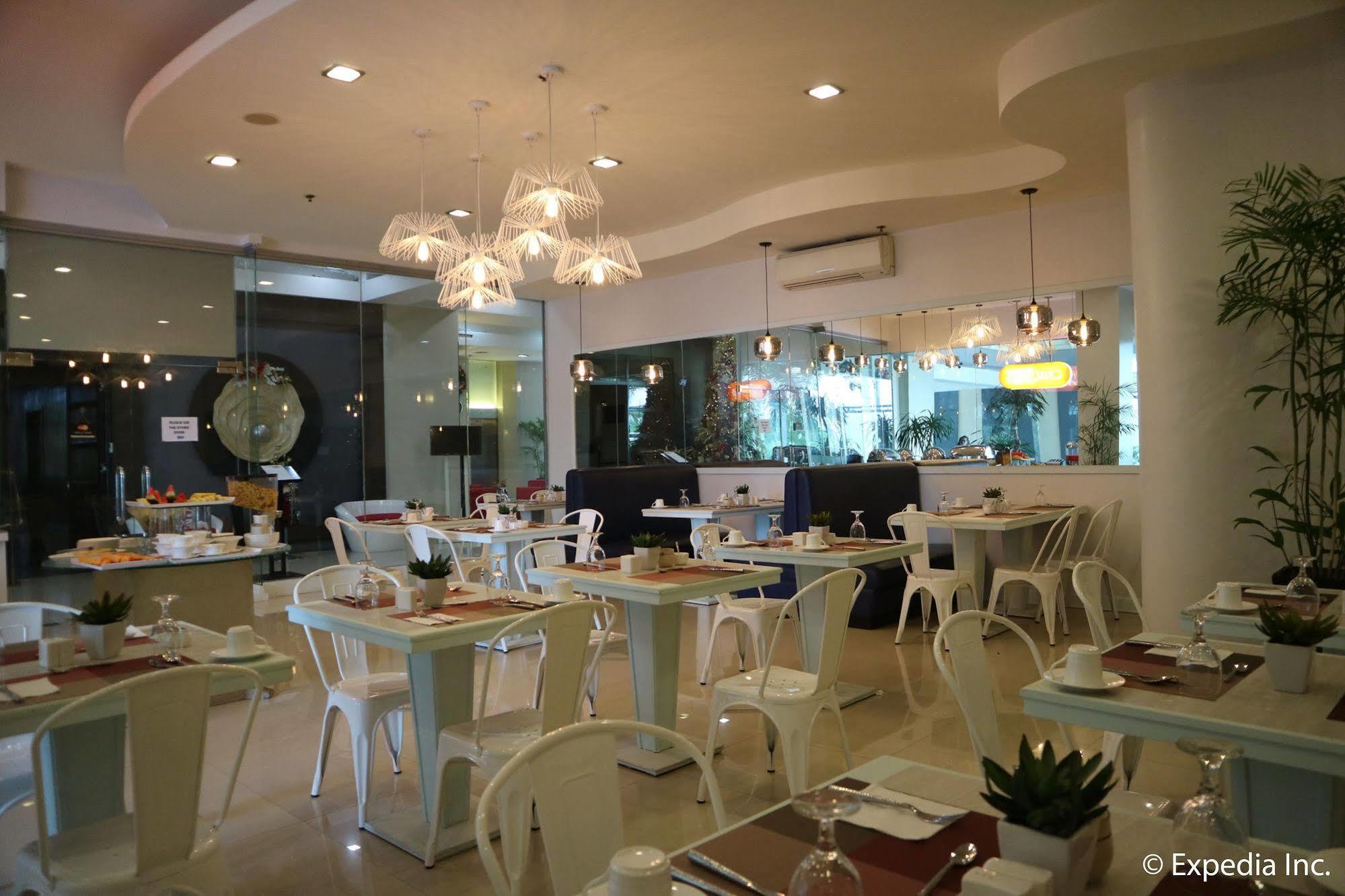Paseo Premiere Hotel Santa Rosa  Dış mekan fotoğraf
