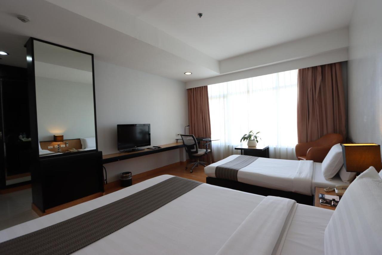 Paseo Premiere Hotel Santa Rosa  Dış mekan fotoğraf
