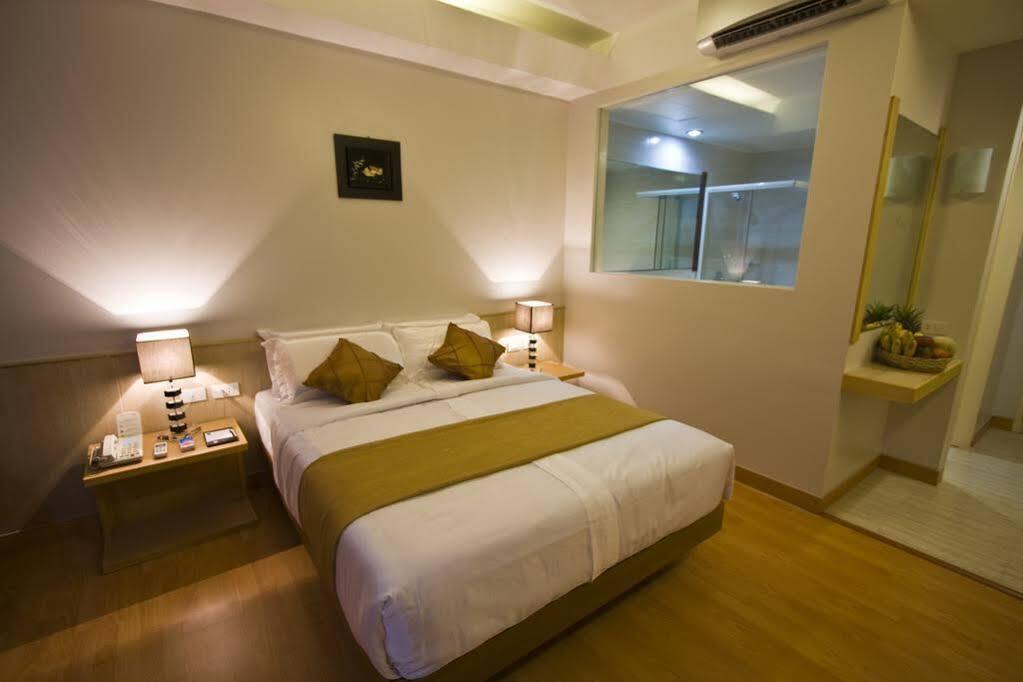 Paseo Premiere Hotel Santa Rosa  Dış mekan fotoğraf
